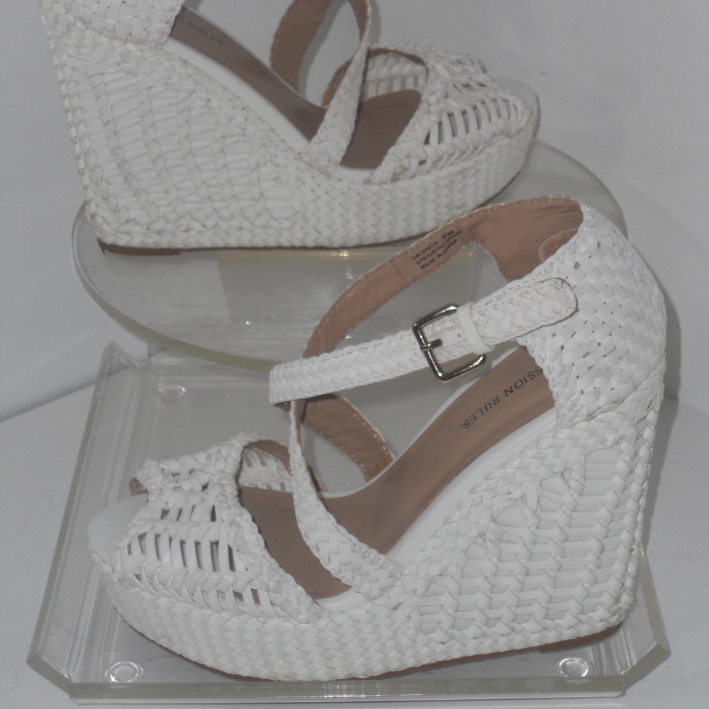 OBSESSION RULES PEEP TOE WEDGE HEEL SHOES SIZE 9.5